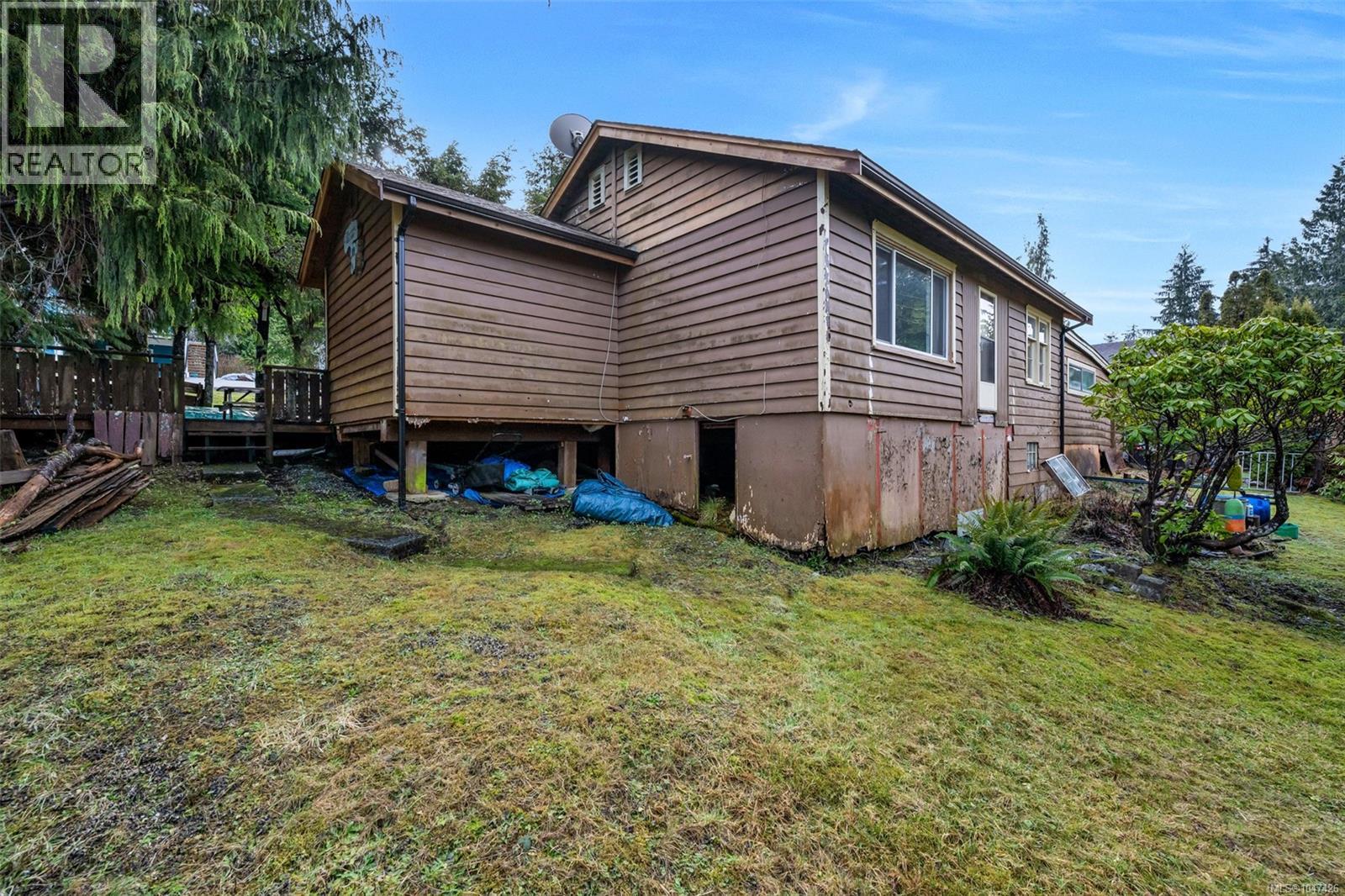 17002 Wickanninish Rd, Port Renfrew