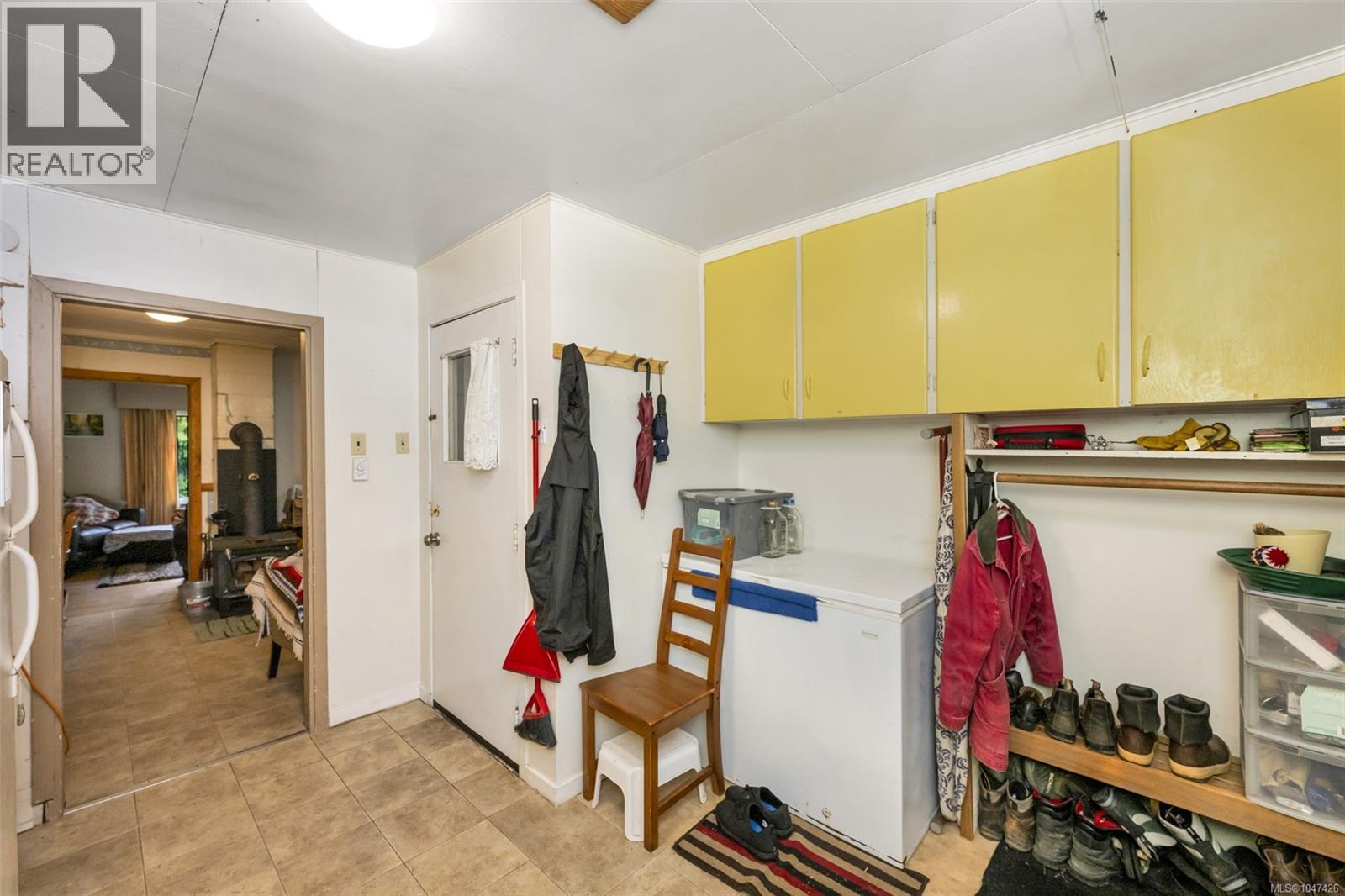 17002 Wickanninish Rd, Port Renfrew