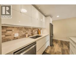 310 428 Agnes Street, New Westminster, BC V3L1G1 Photo 10