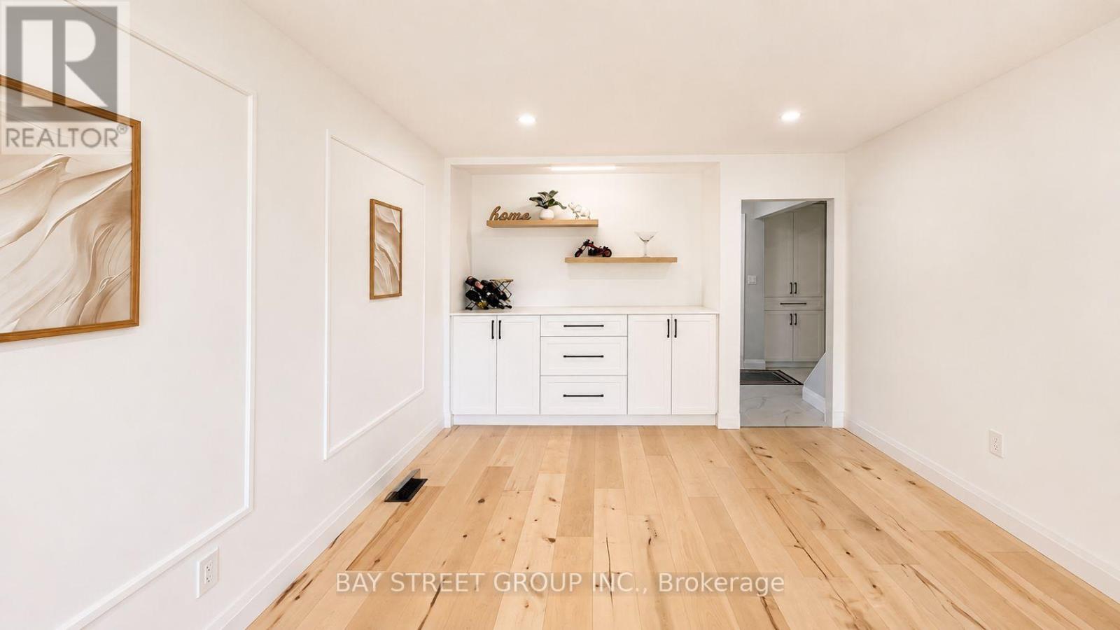 3 PARKSIDE DRIVE - Image 15