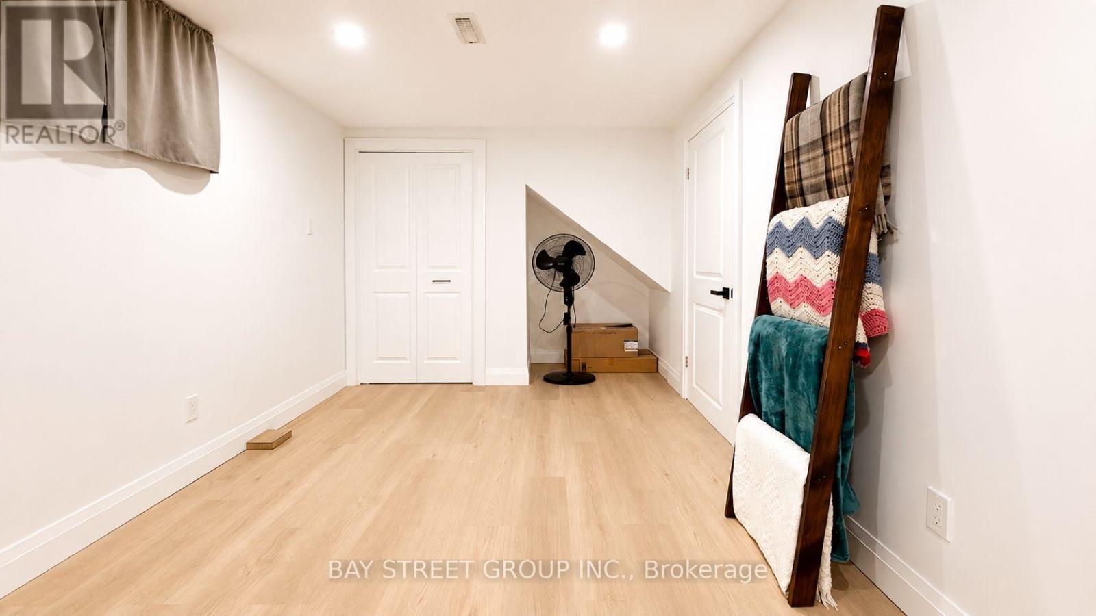 3 PARKSIDE DRIVE - Image 29