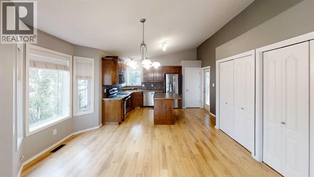 802 Aberdeen Place W - Image 5