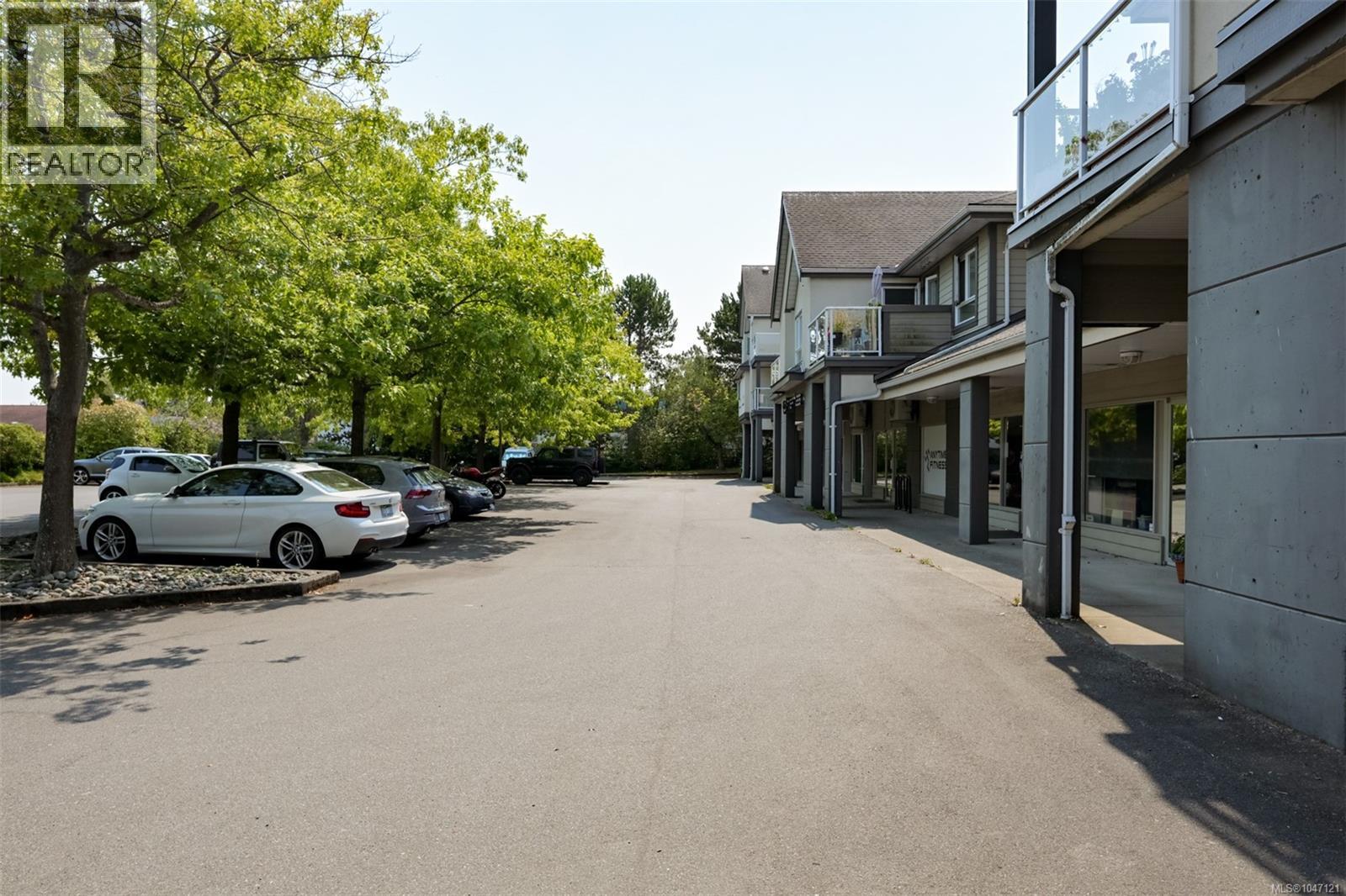 #105 2245 James White Blvd - Image 49