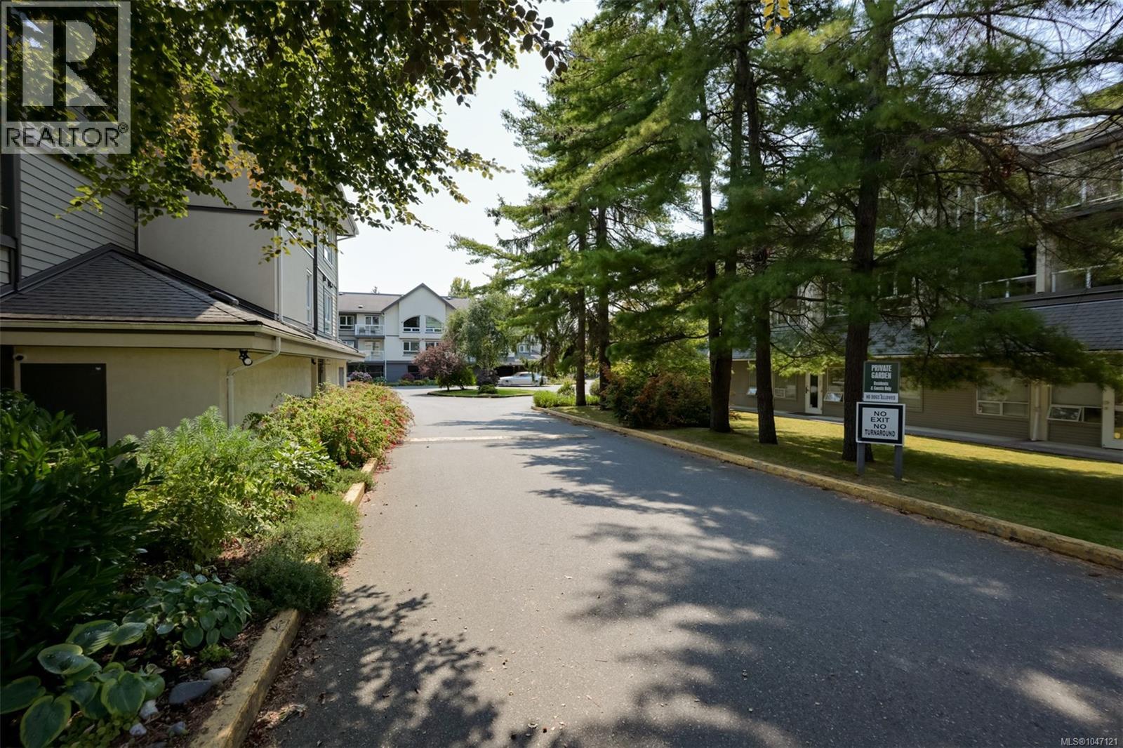 #105 2245 James White Blvd - Image 52