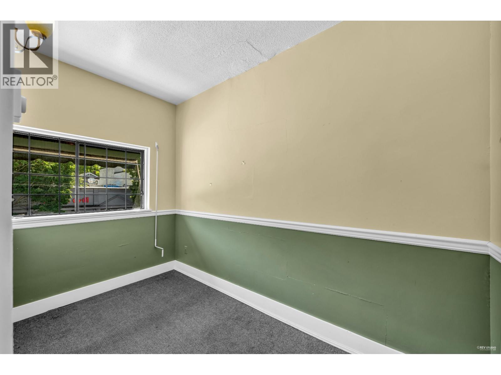 3607 W BROADWAY, Vancouver