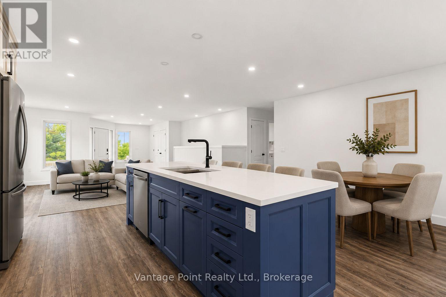 307 1ST AVENUE S - 12