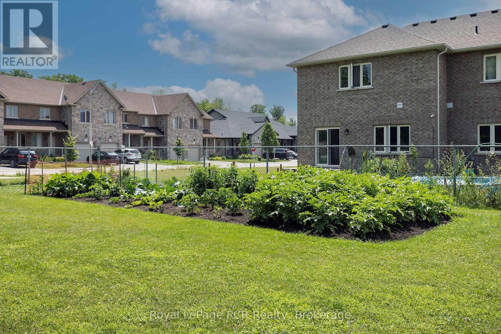#UNIT 102 118 PRESTON STREET - Image 4
