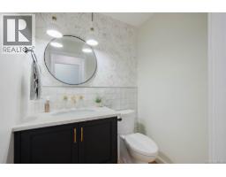 307 1270 Beach Dr, Oak Bay, BC V8S2N3 Photo 22