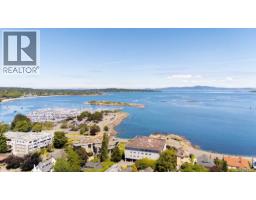 Living room - 307 1270 Beach Dr, Oak Bay, BC V8S2N3 Photo 8