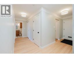 307 1270 Beach Dr, Oak Bay, BC V8S2N3 Photo 12