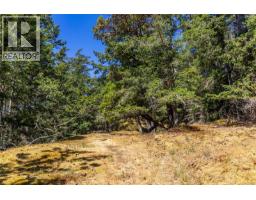 4846 Cutlass Crt, Pender Island, BC V0N2M2 Photo 17