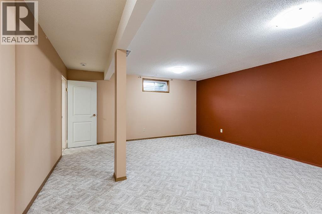80 Carry Crescent SE - Image 44