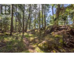 4848 Cutlass Crt, Pender Island, BC V0N2M2 Photo 14