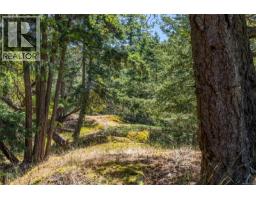 4848 Cutlass Crt, Pender Island, BC V0N2M2 Photo 24