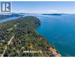 4848 Cutlass Crt, Pender Island, BC V0N2M2 Photo 7