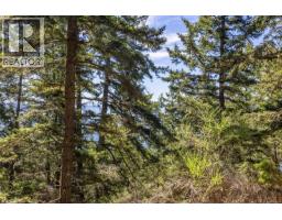 4848 Cutlass Crt, Pender Island, BC V0N2M2 Photo 17