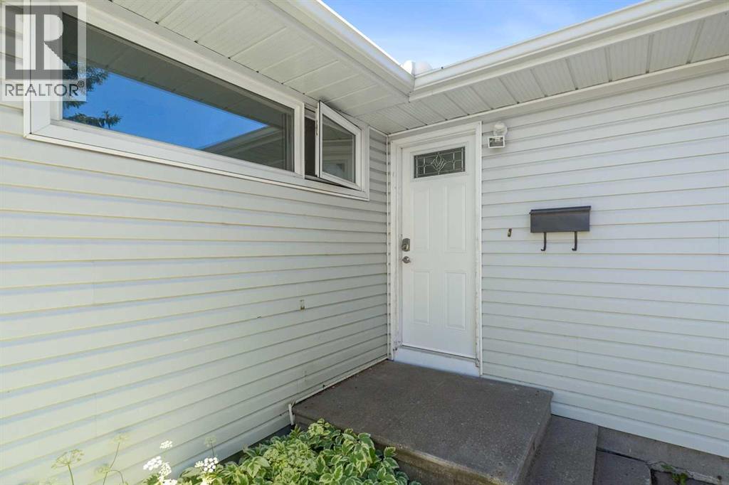 4132 50 Avenue - Image 3