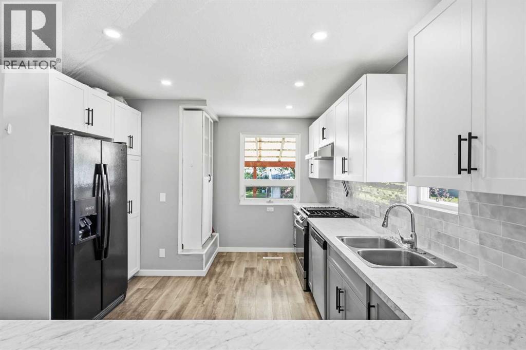 4132 50 Avenue - Image 11