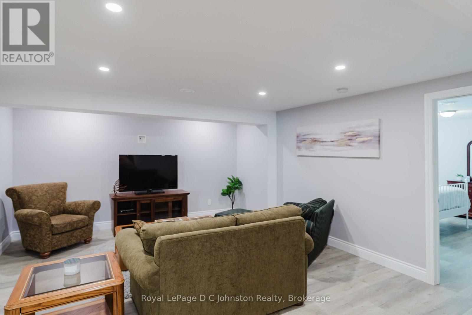 482 CREEKWOOD DRIVE - Image 34