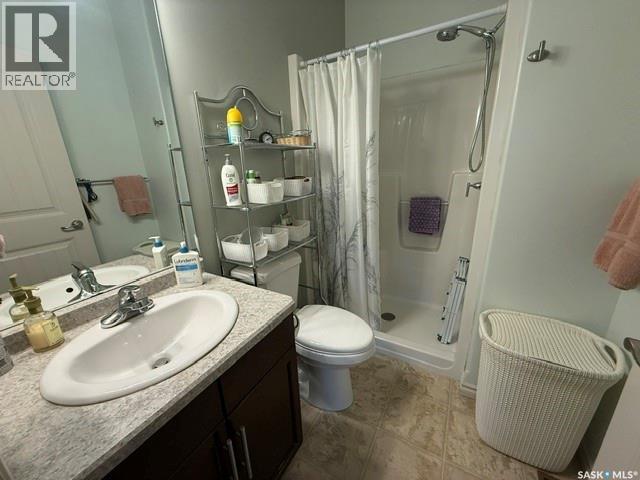#2 550 Southwood DRIVE - 16