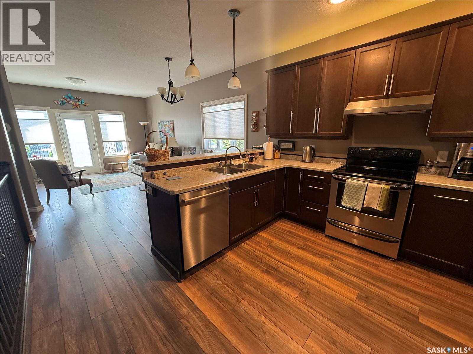 #2 550 Southwood DRIVE - Image 8