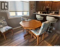 Bedroom - 2 - 550 Southwood Drive, Prince Albert, SK S6V1G4 Photo 11