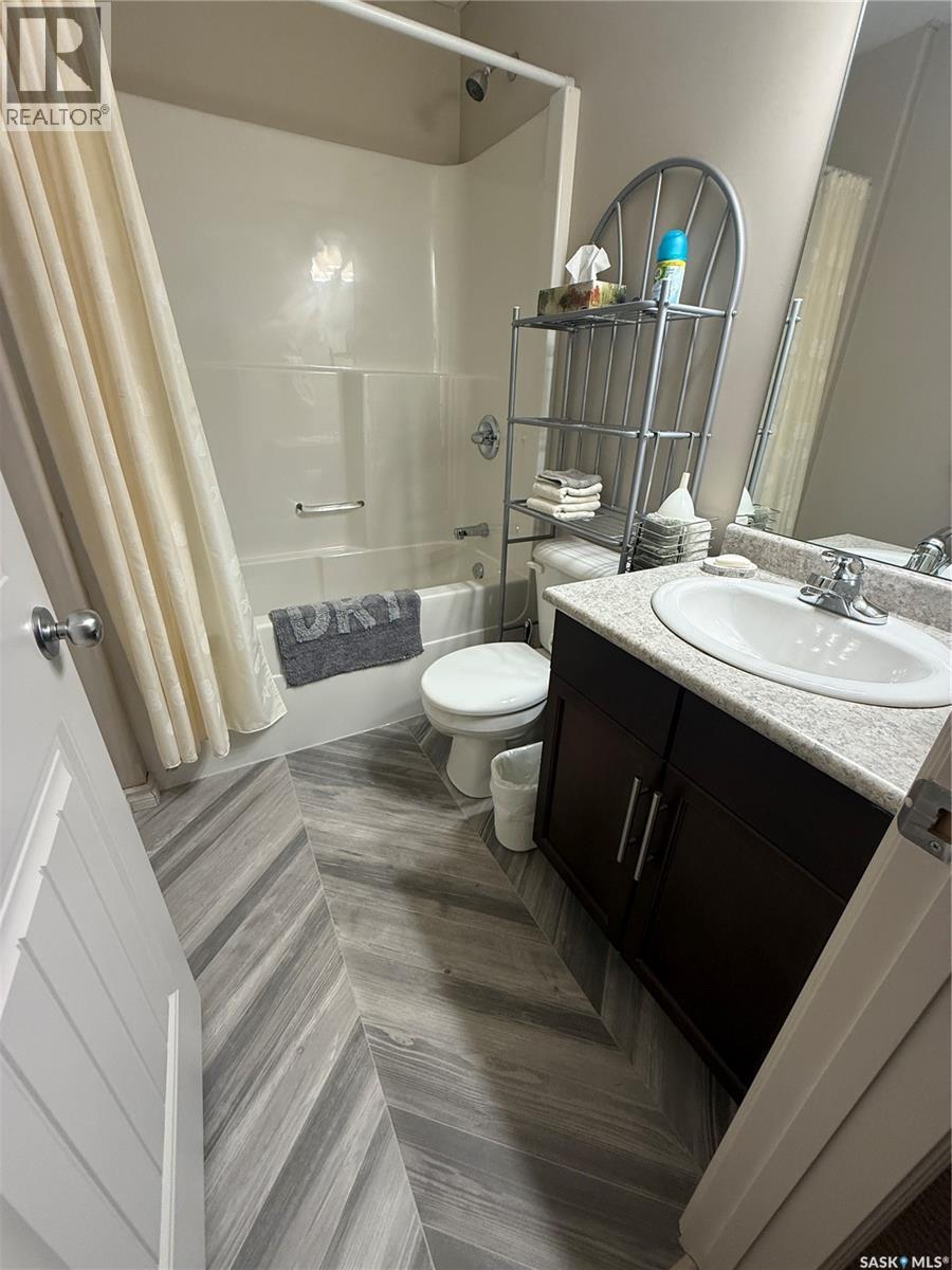 #2 550 Southwood DRIVE - 19