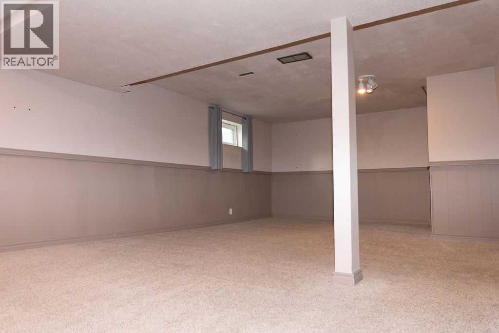 110 Bird Crescent - Image 24