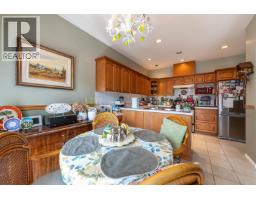 4 11358 Cottonwood Drive Drive, Maple Ridge, BC V2X5V5 Photo 9