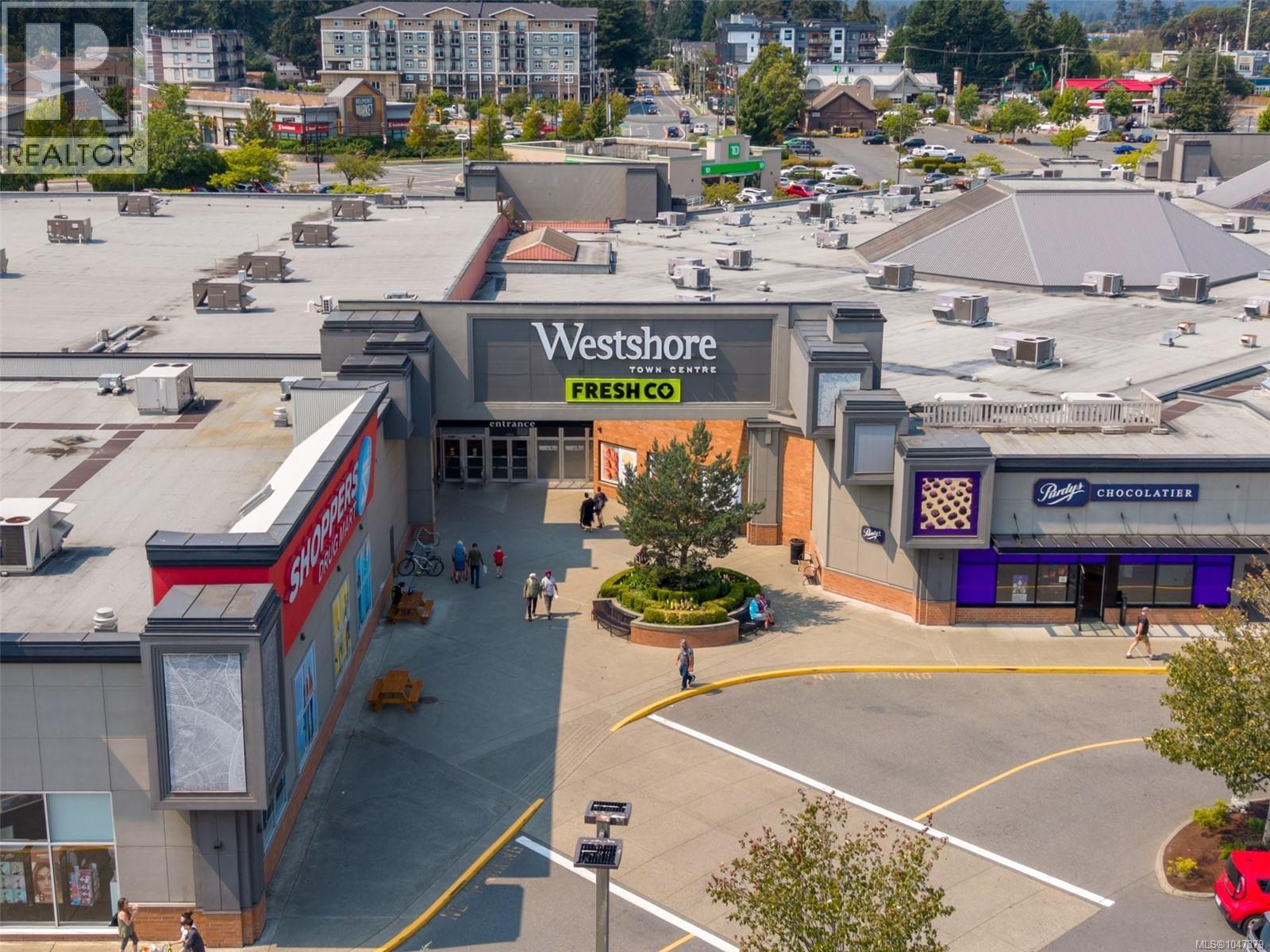 124 1644 Hillside Avenue, Victoria