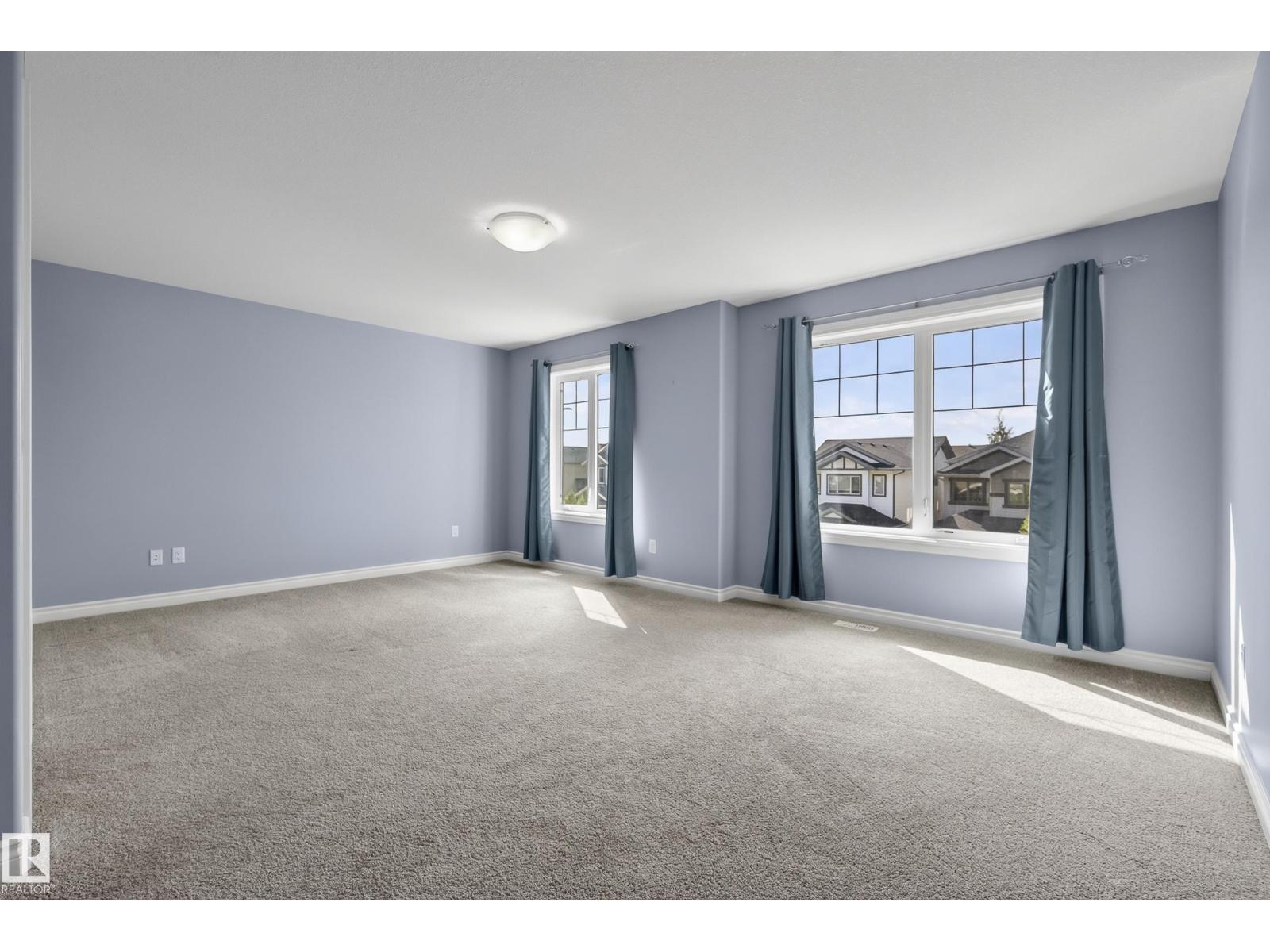 15852 10 AV SW - Image 28