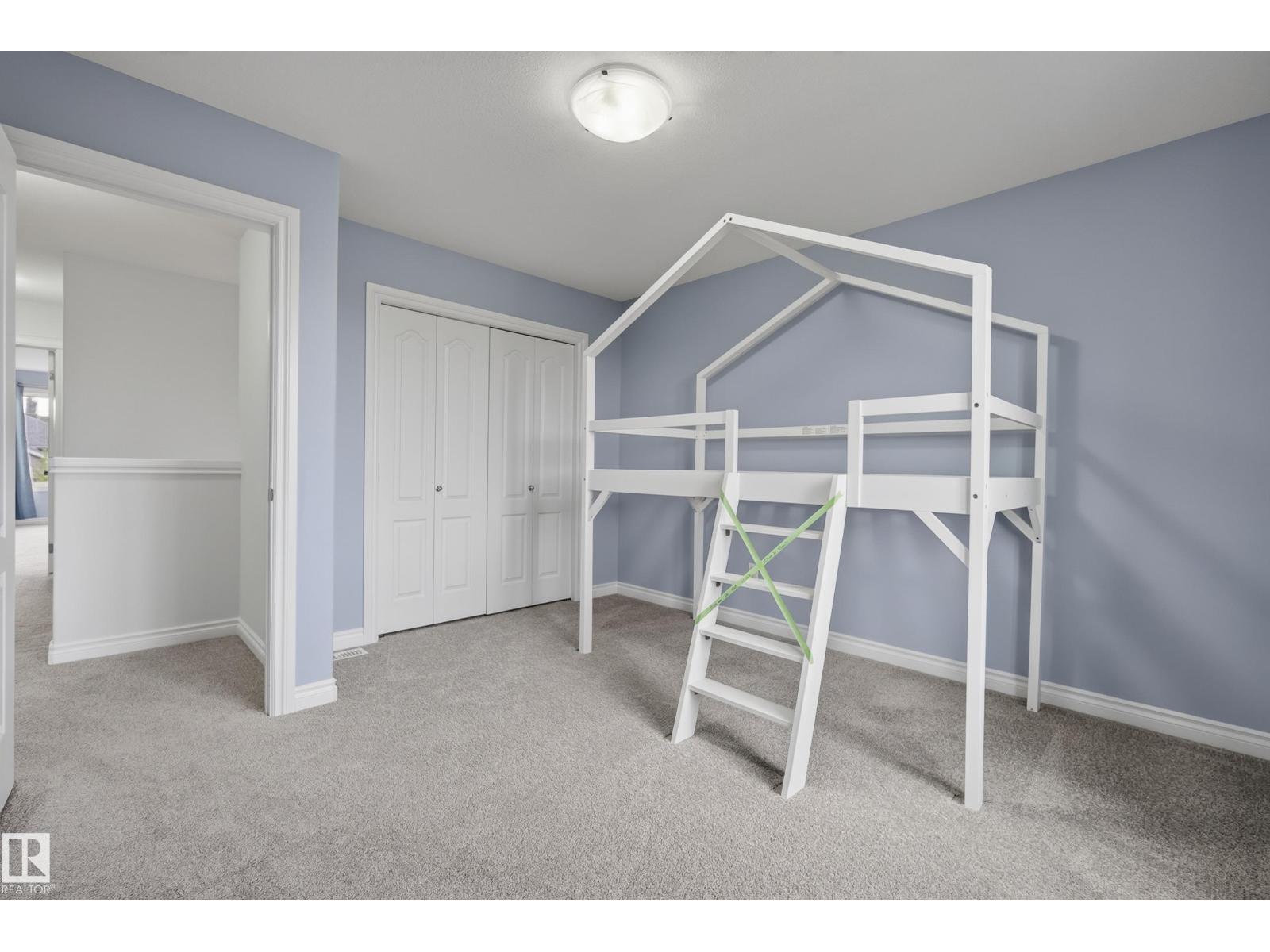 15852 10 AV SW - Image 39