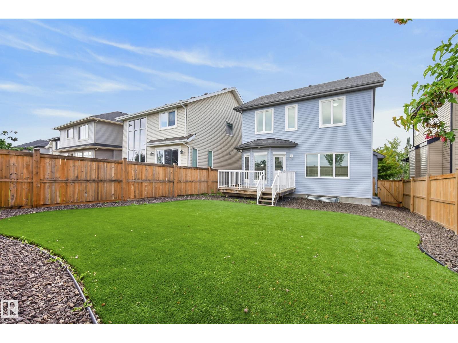 15852 10 AV SW - Image 52