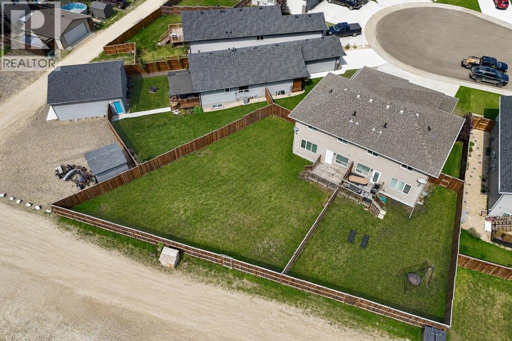 66 Ranchers Close - 25