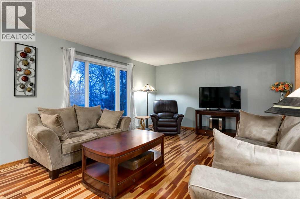 222075 RANGE ROAD 264 - Image 9