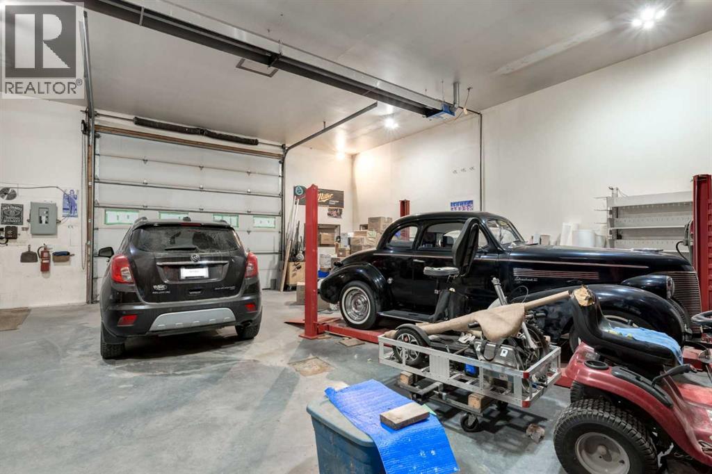 222075 RANGE ROAD 264 - Image 42