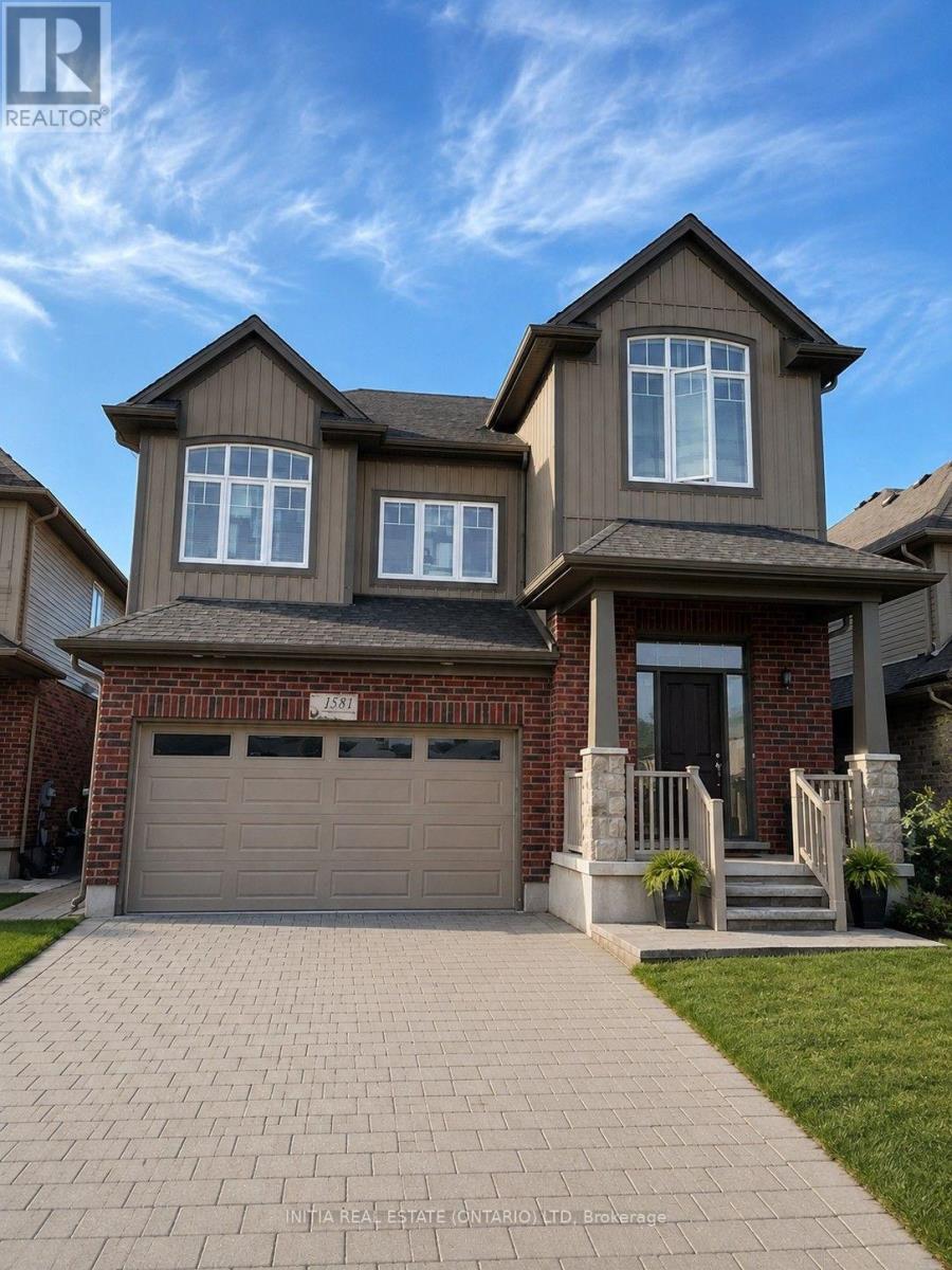 1531 HORSESHOE CRESCENT