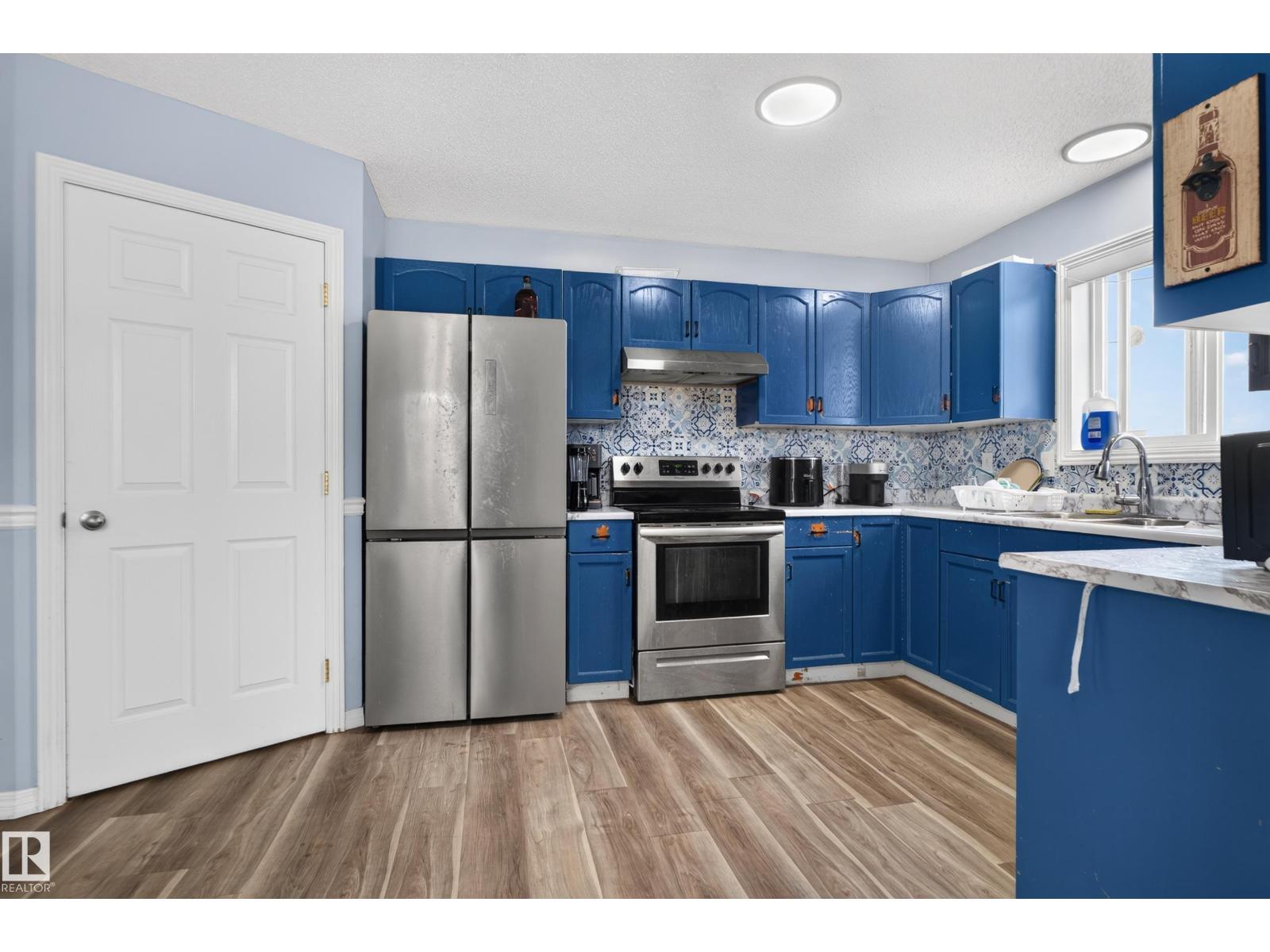 3755 20 ST NW - Image 9