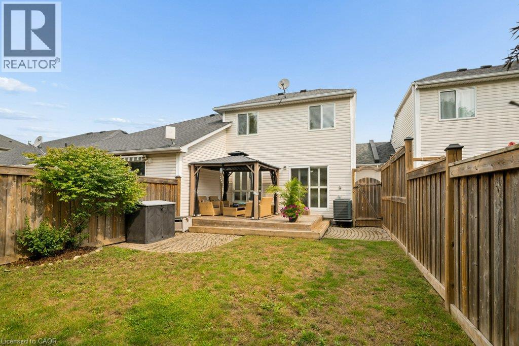 57 PORCHLIGHT Drive - 34
