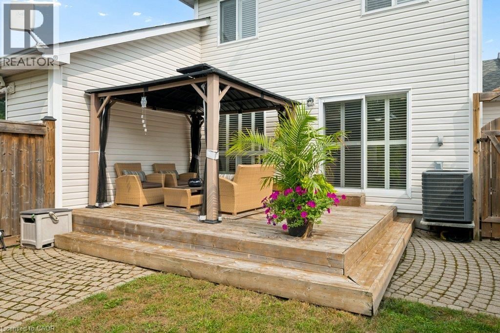 57 PORCHLIGHT Drive - Image 35