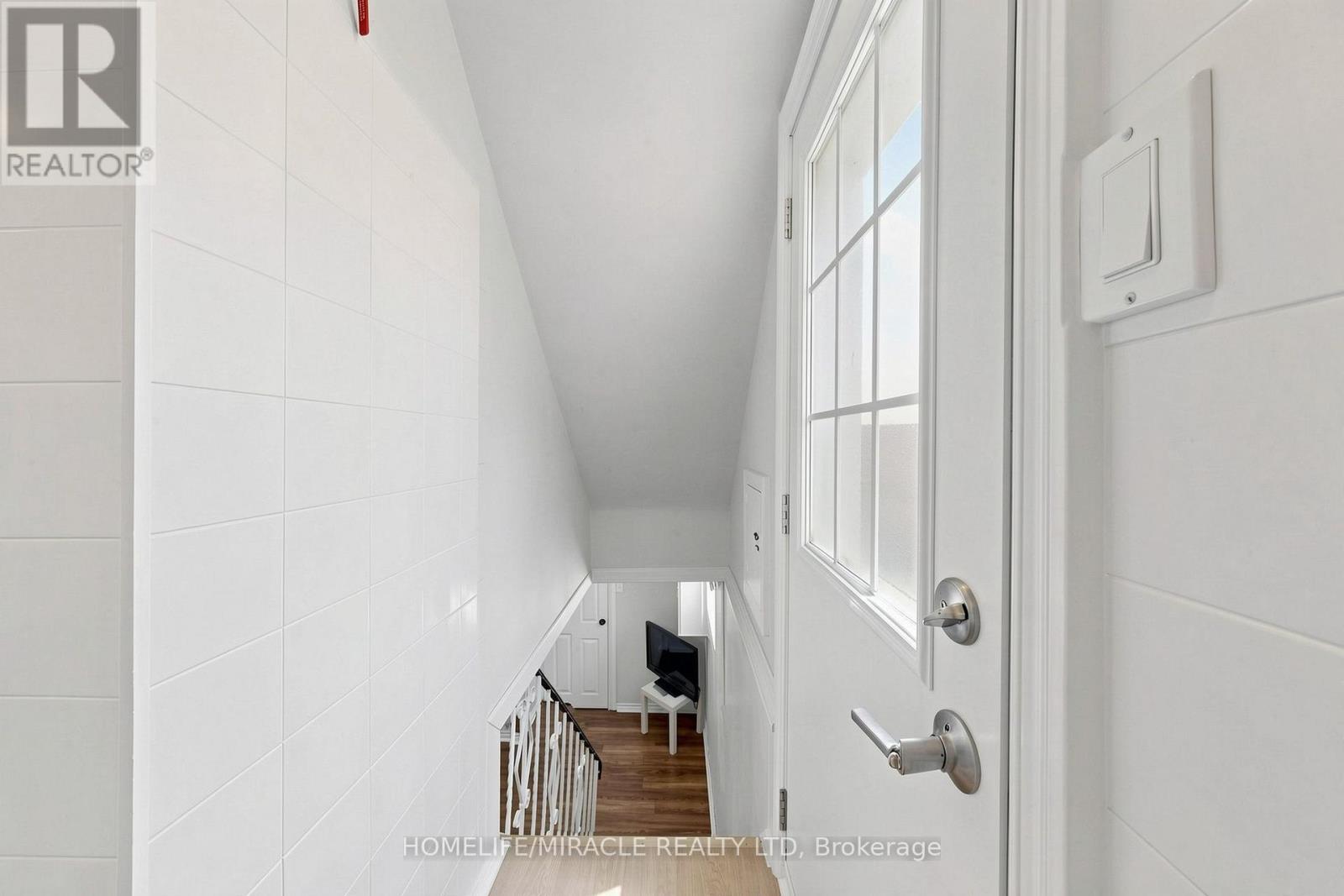 470 MIDLAND AVENUE - 38