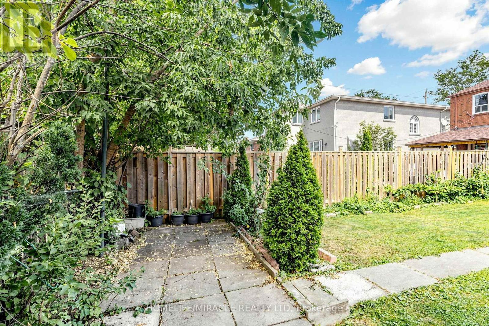 470 MIDLAND AVENUE - Image 46