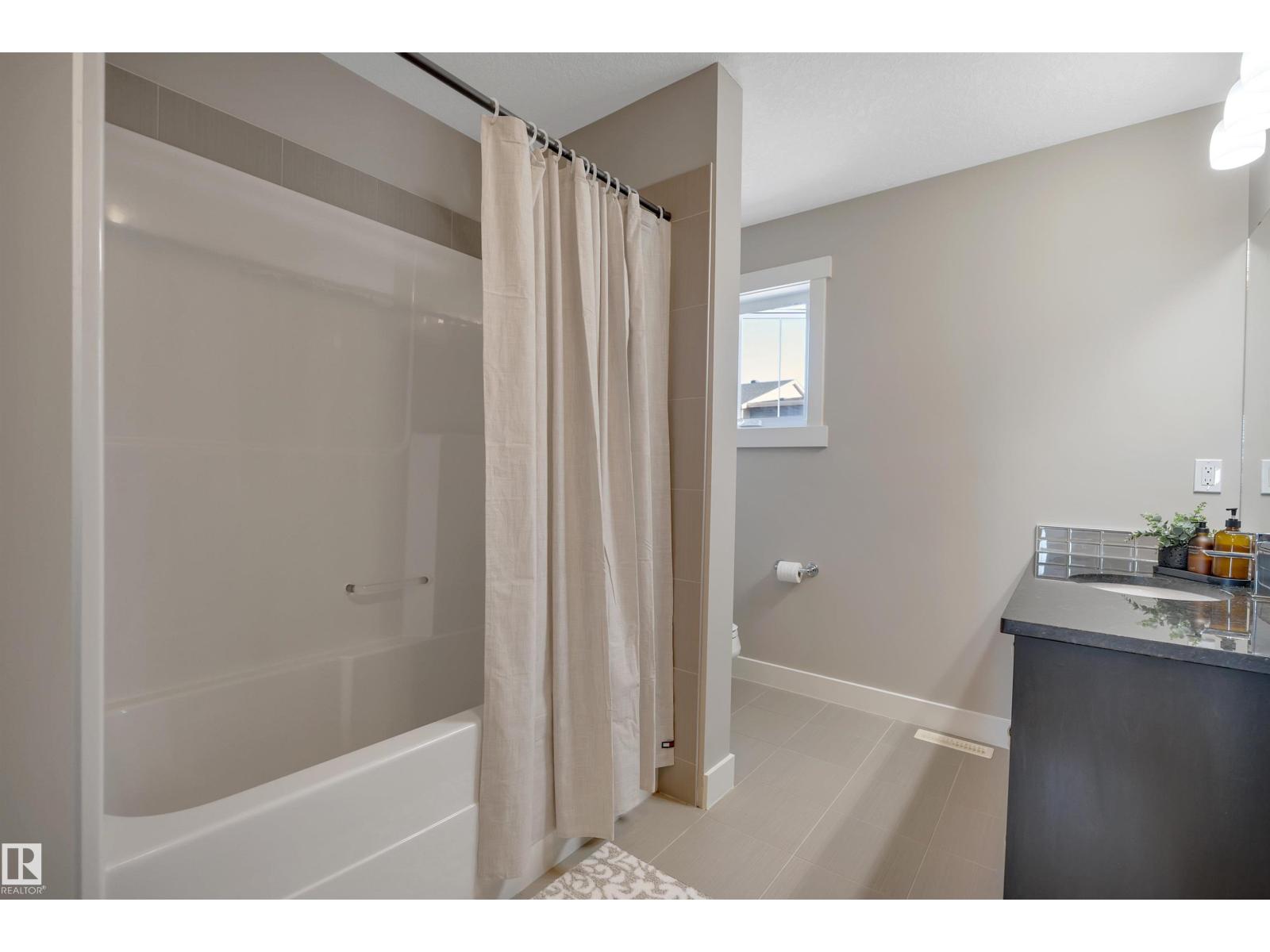 #296 401 SOUTHFORK DR - Image 32