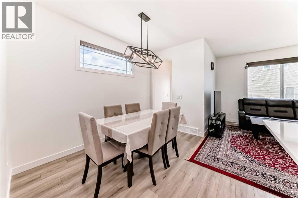 330 Ambleton Drive NW - 12
