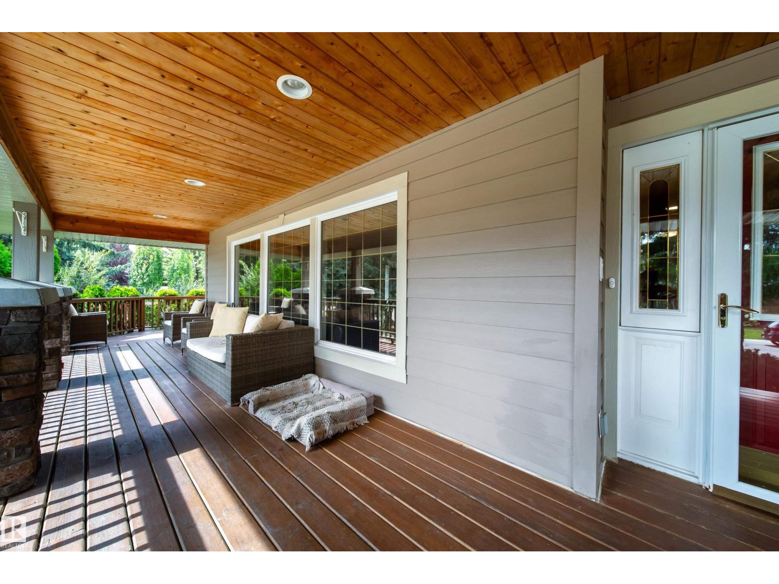 14016 85 AV NW - Image 6