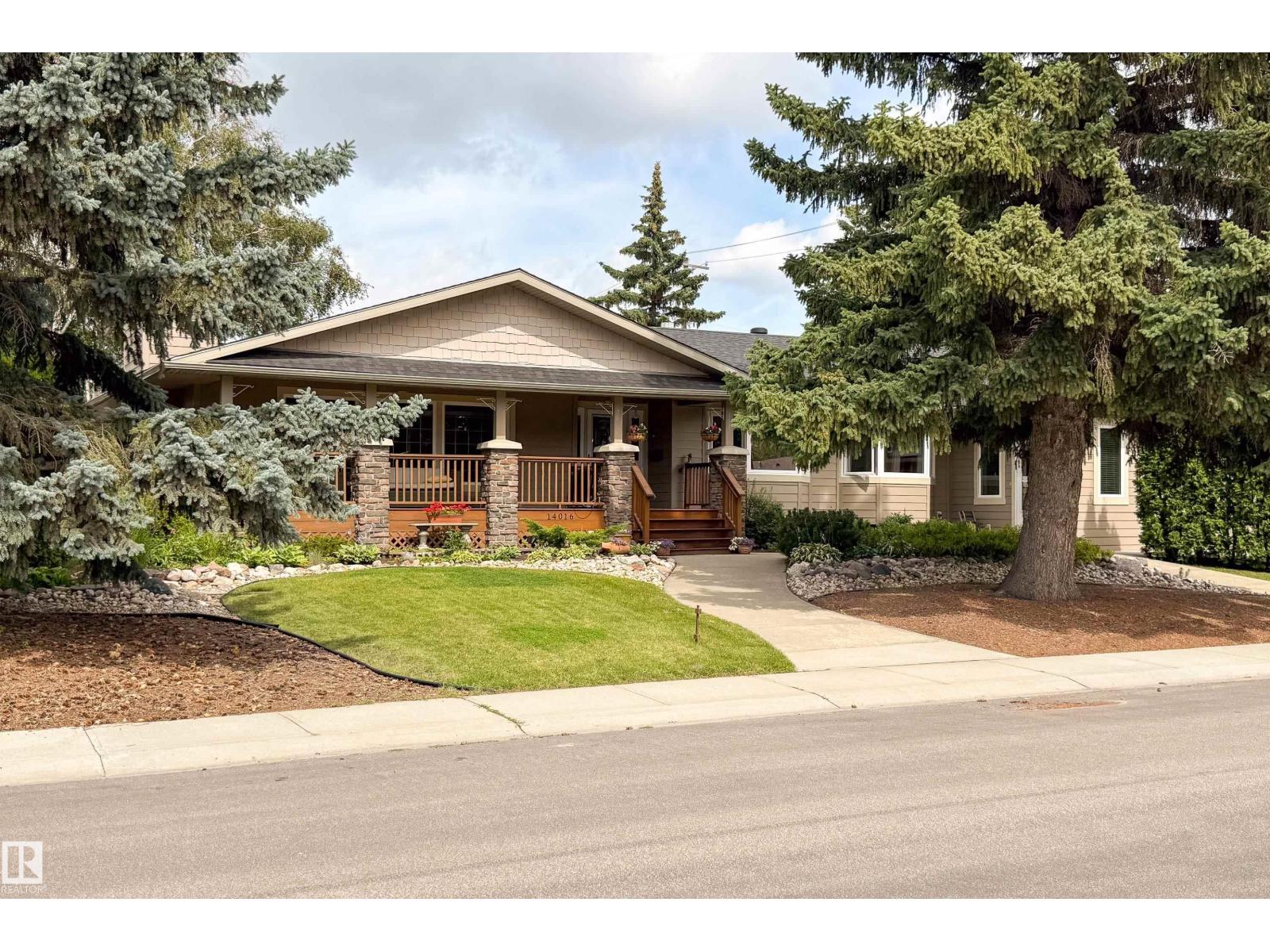 14016 85 AV NW - 2
