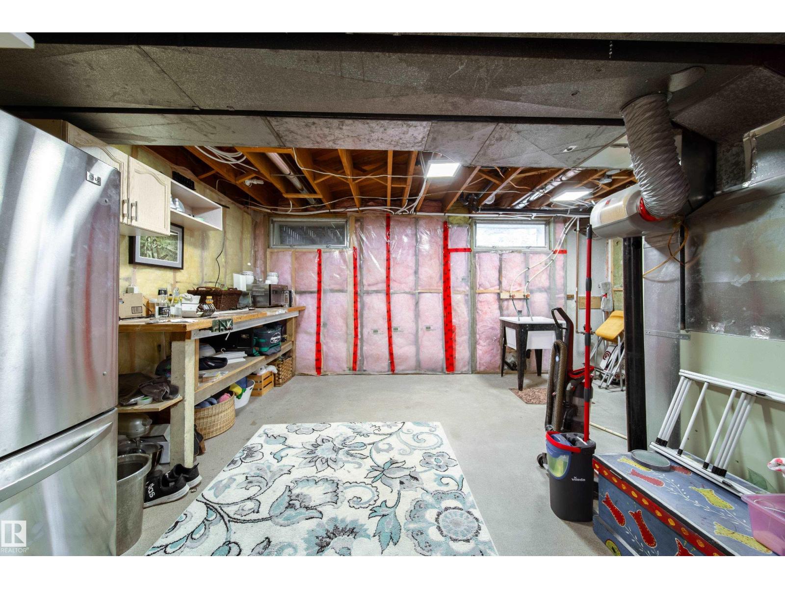 14016 85 AV NW - 56