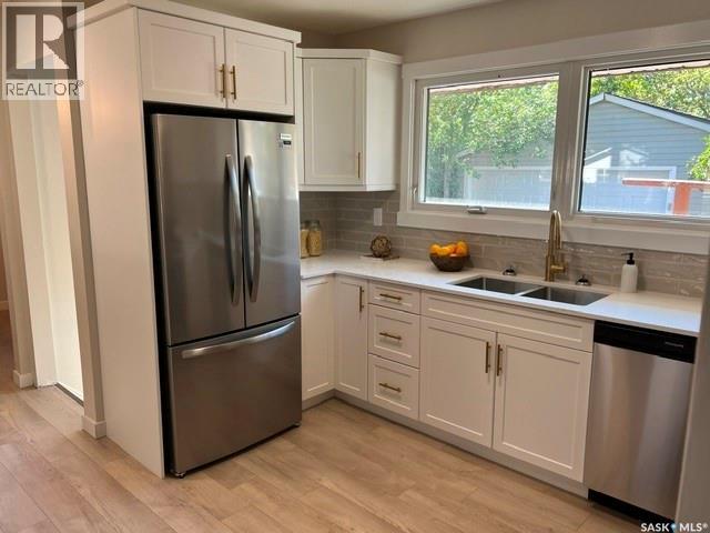 310 Garnet STREET - 13