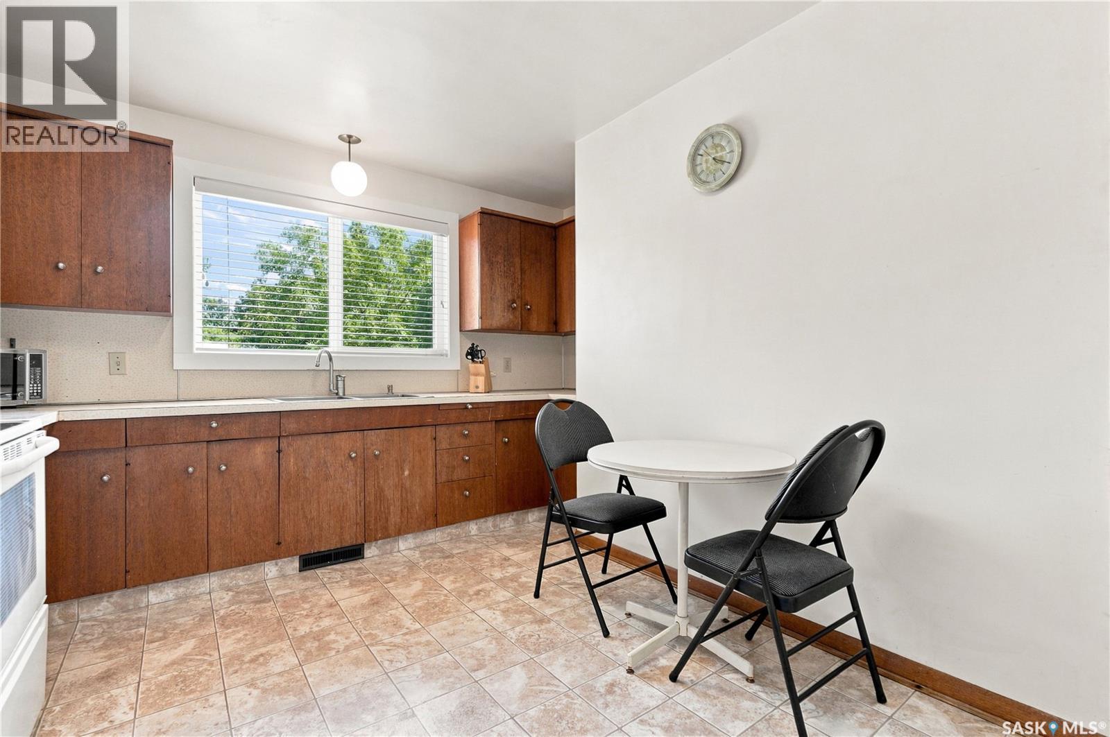 504 Leslie AVENUE - Image 15