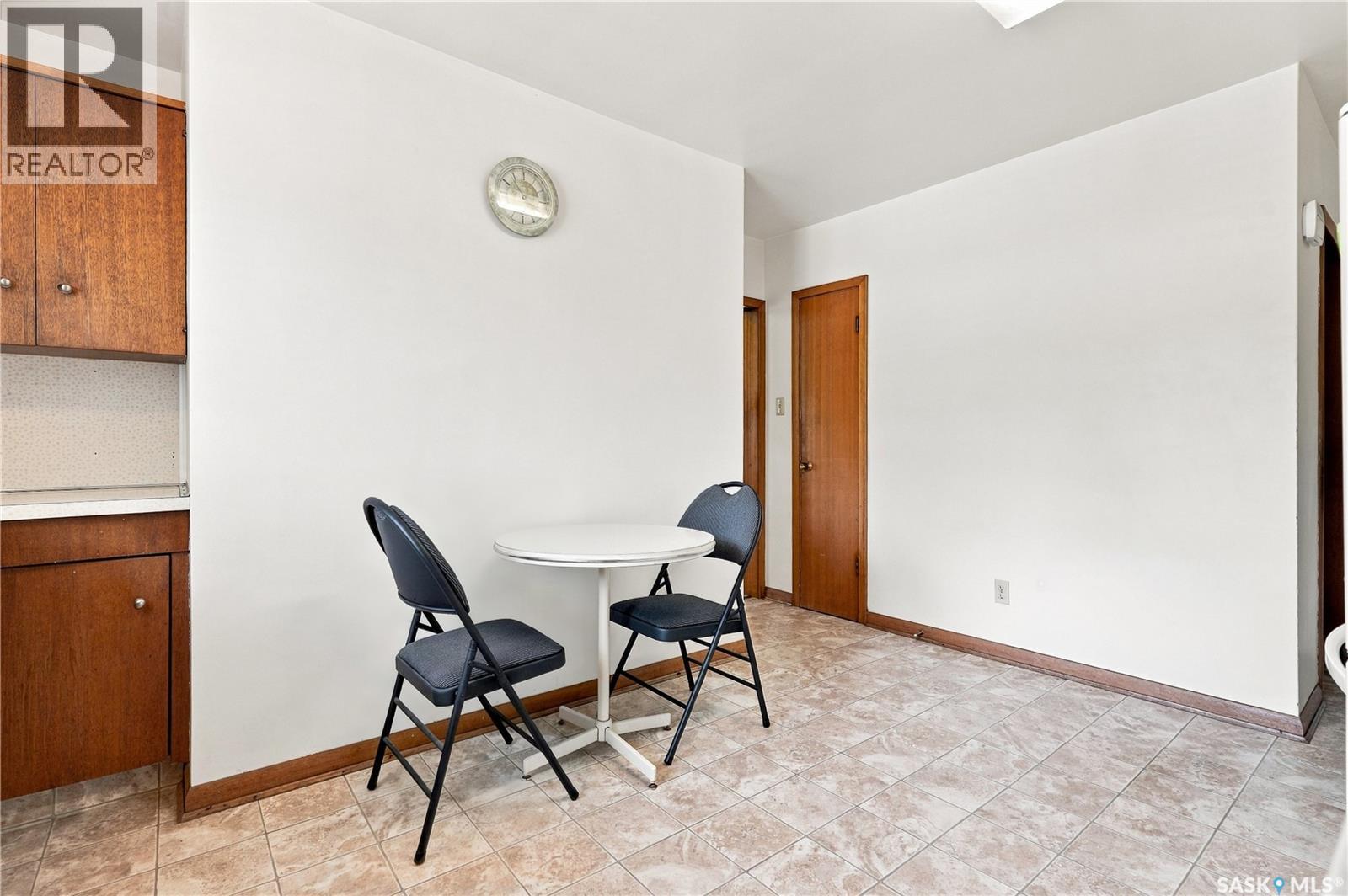 504 Leslie AVENUE - Image 18